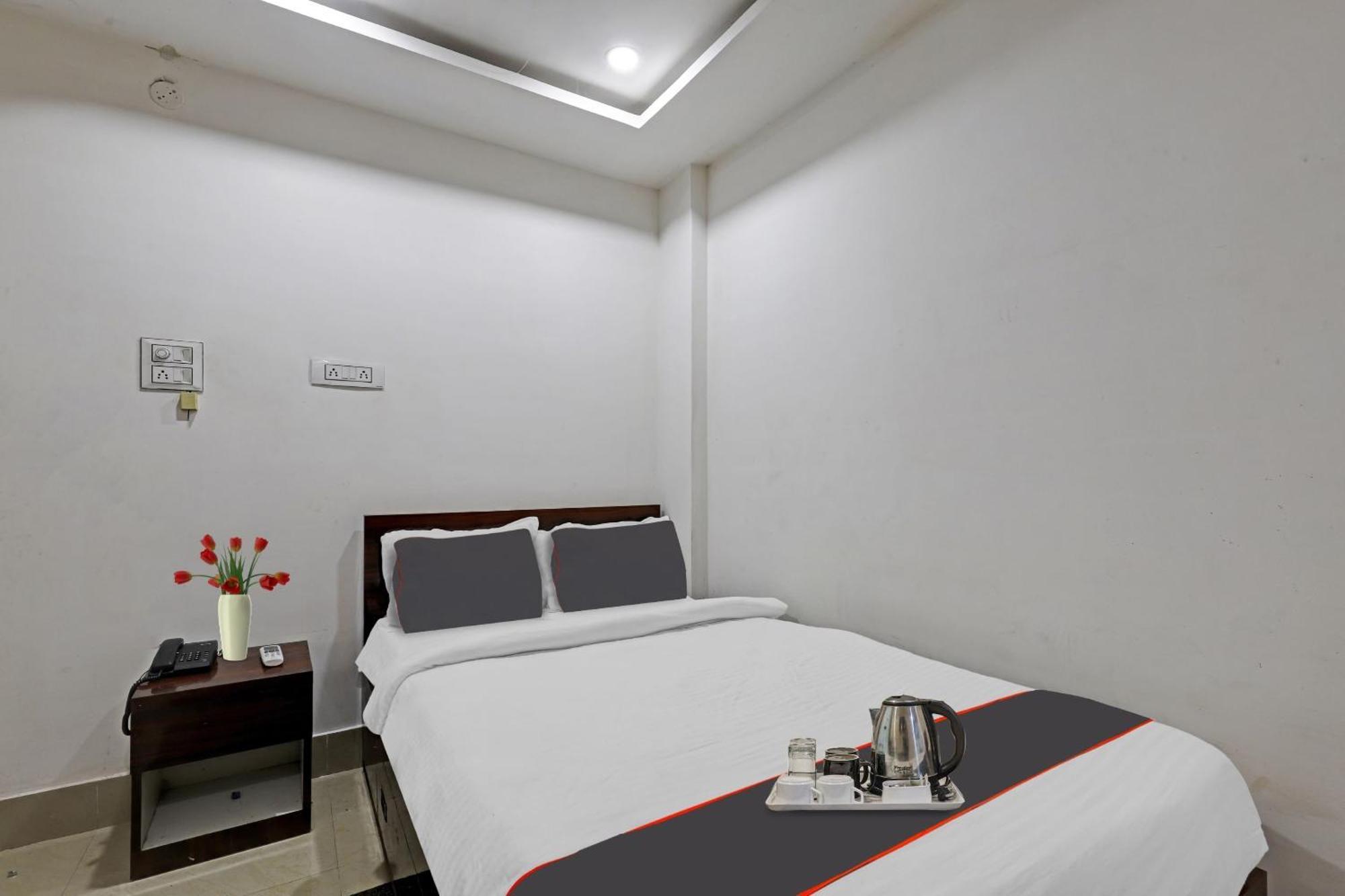 Hotel O Lakhi Guest House Guwahati Eksteriør bilde