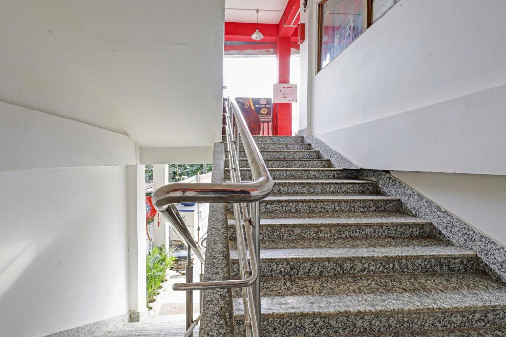 Hotel O Lakhi Guest House Guwahati Eksteriør bilde